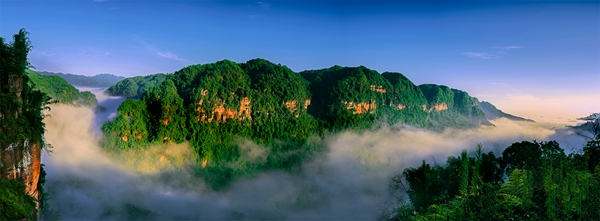 06沐川了情岩云海（沐川县纪委投稿）.jpg